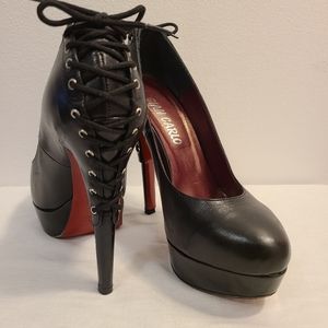 Gian Carlo High Heels leather Pump.